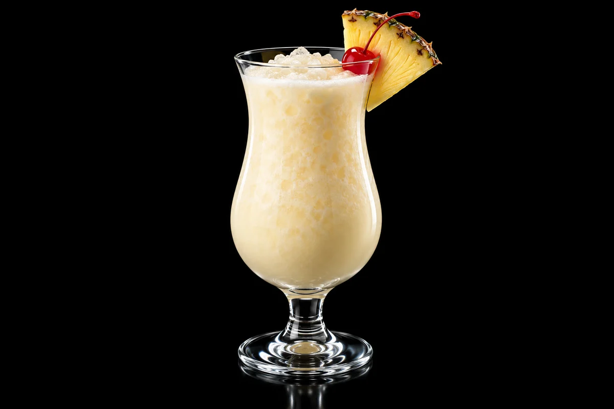 Piña Colada, Large hurricane glass